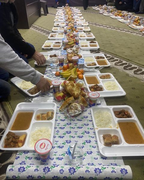 May Allah be pleased with all the benefactors who contributed to the fast-breaking meal at our Bursa/Gürsu representative office.