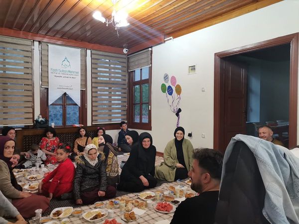 Trabzon Temsilciliğimizde iftar yemeği verildi.